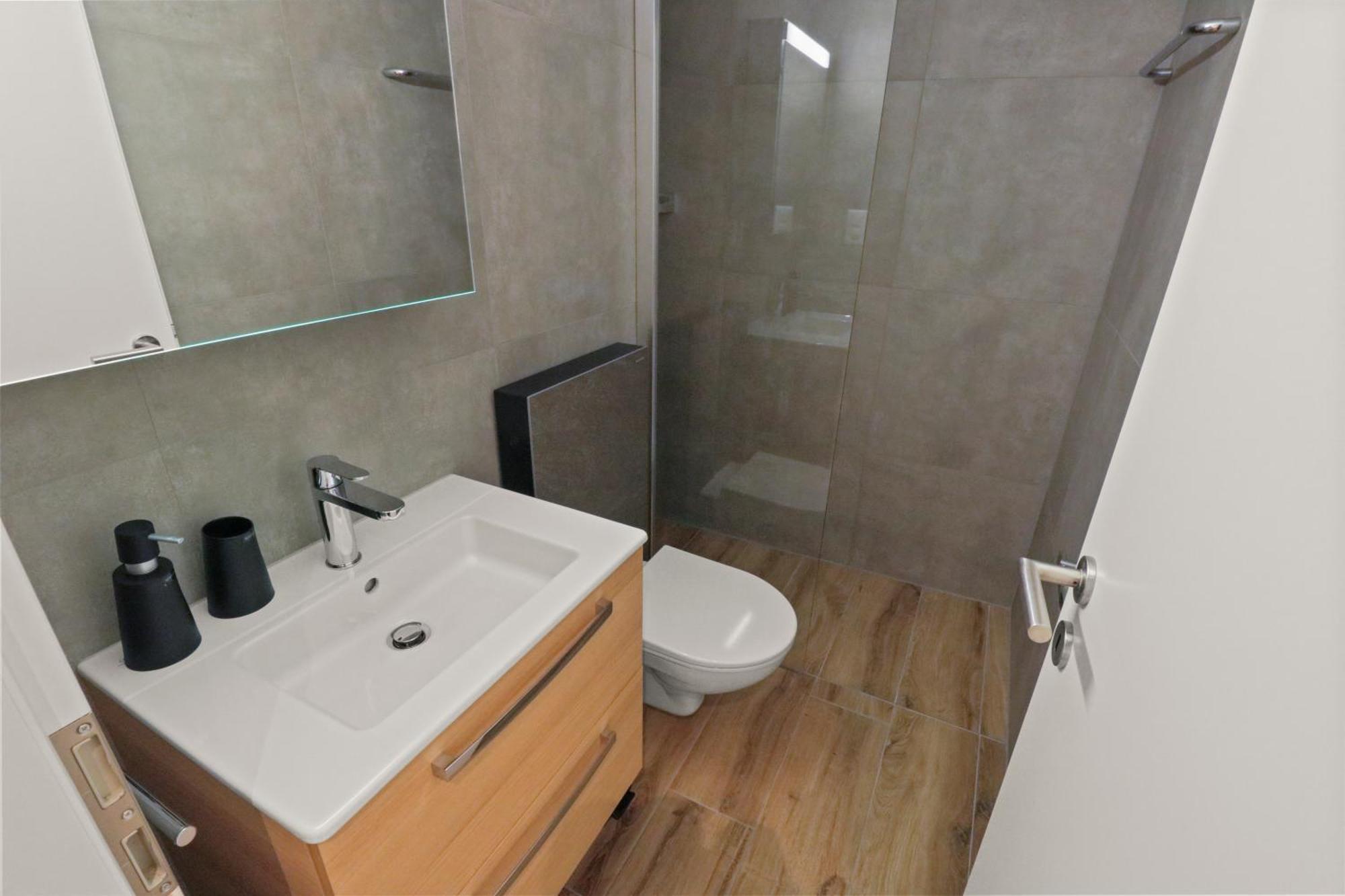 Joli Studio Avec Parking Gratuit Crans-Montana Exteriör bild