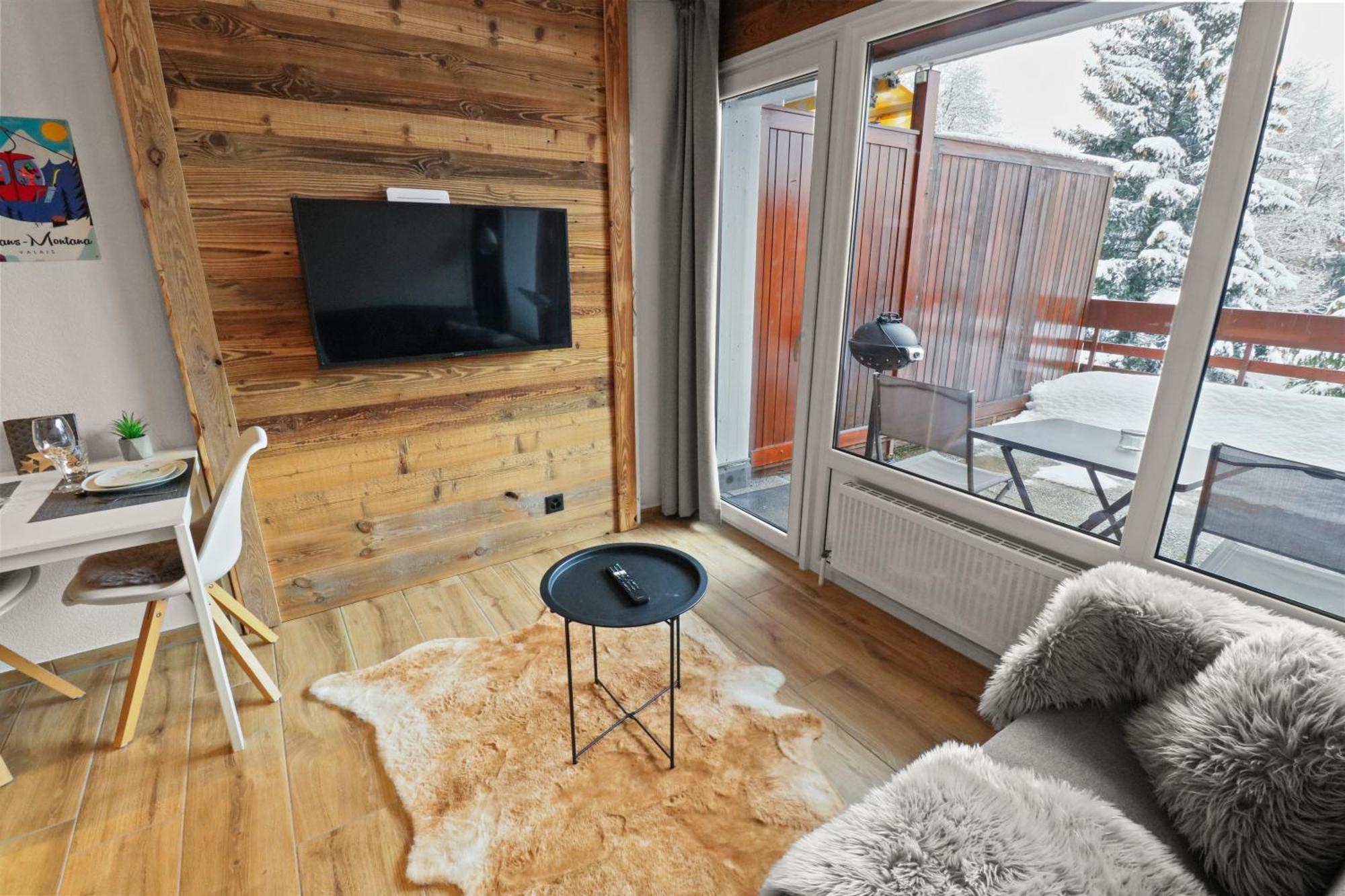 Joli Studio Avec Parking Gratuit Crans-Montana Exteriör bild