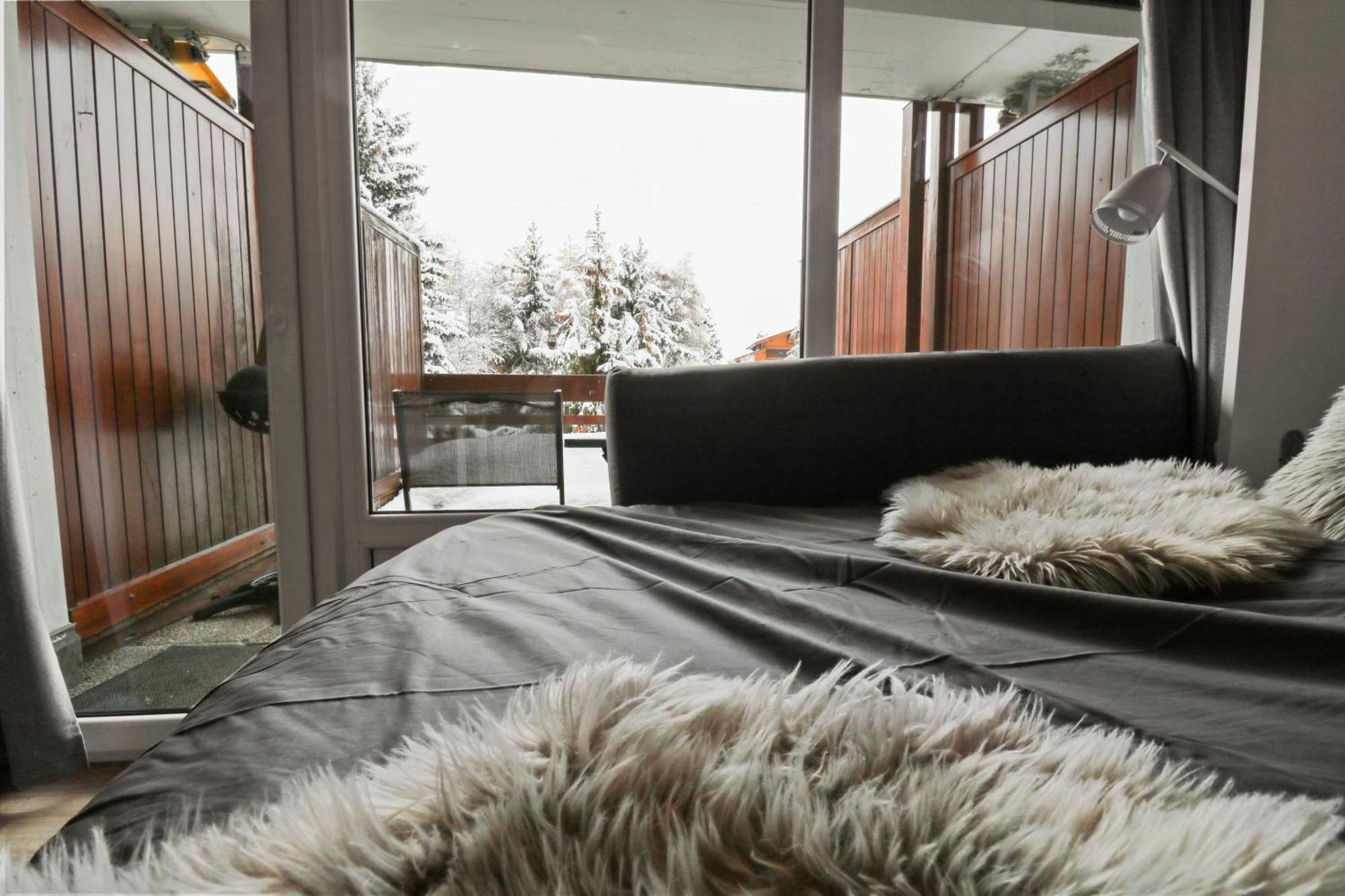 Joli Studio Avec Parking Gratuit Crans-Montana Exteriör bild