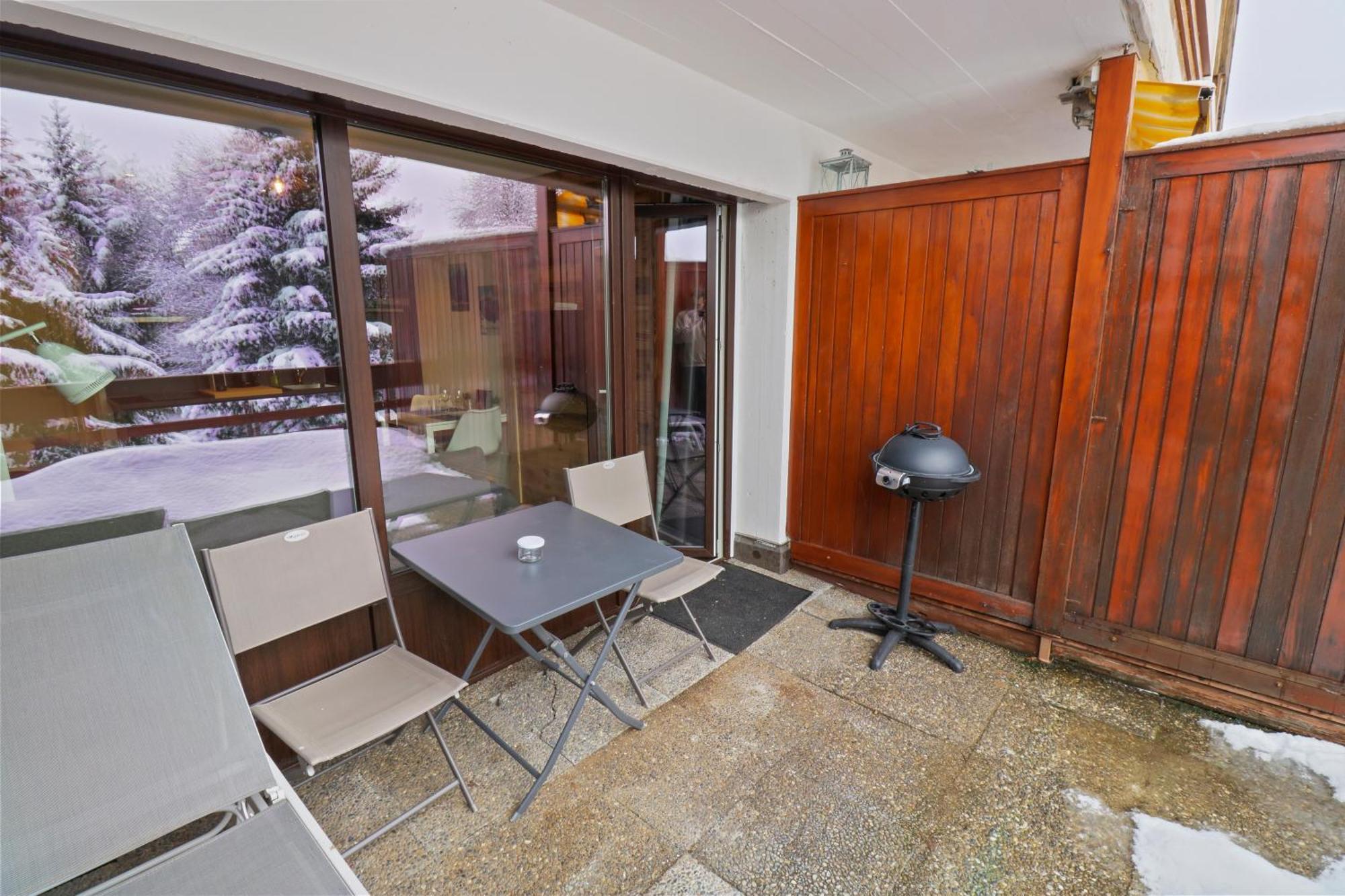 Joli Studio Avec Parking Gratuit Crans-Montana Exteriör bild